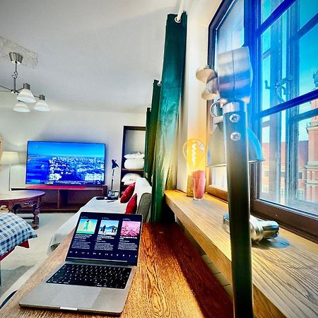 Old Town Best View Wifi 300 Mb/S Huge Screen Netflix Appletv Amazontv Варшава Екстер'єр фото