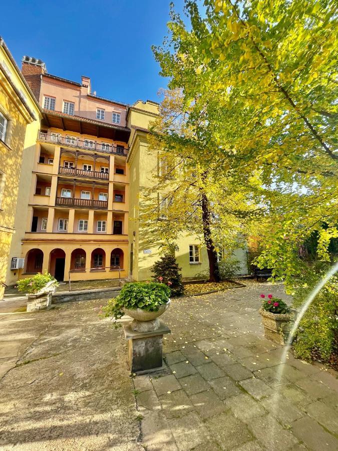 Old Town Best View Wifi 300 Mb/S Huge Screen Netflix Appletv Amazontv Варшава Екстер'єр фото