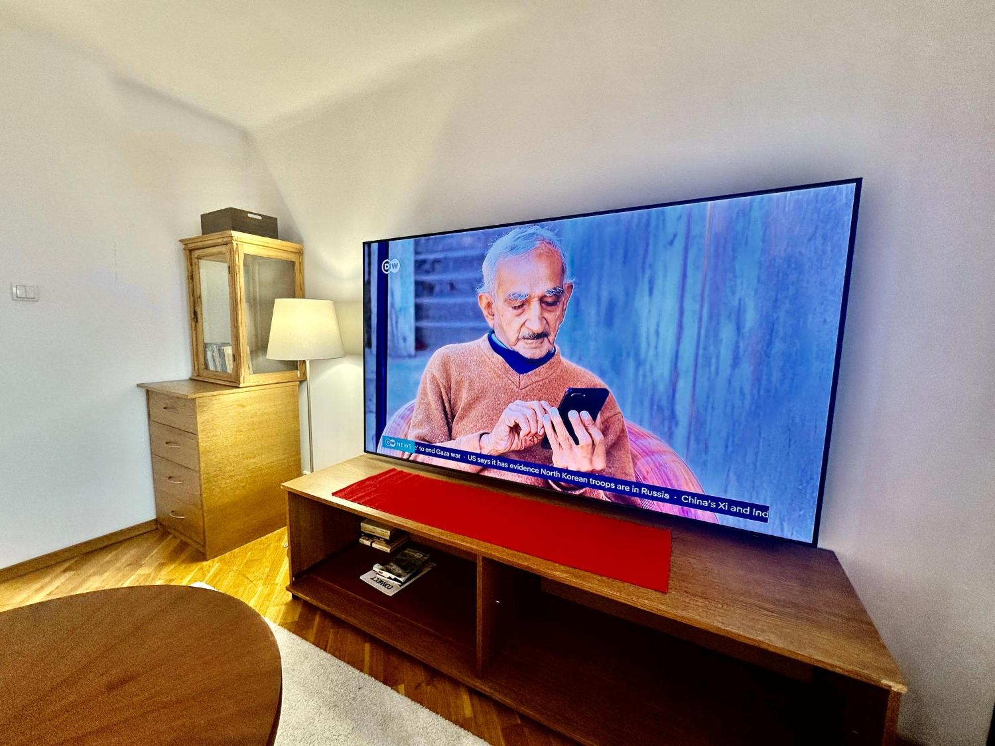Old Town Best View Wifi 300 Mb/S Huge Screen Netflix Appletv Amazontv Варшава Екстер'єр фото