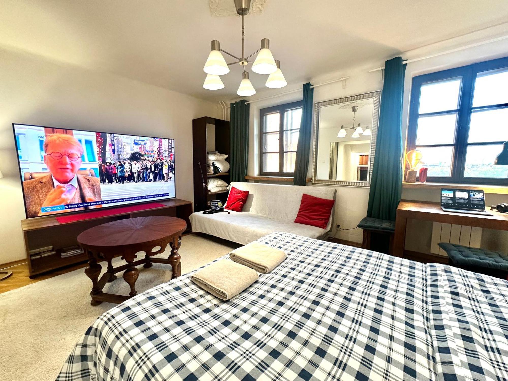 Old Town Best View Wifi 300 Mb/S Huge Screen Netflix Appletv Amazontv Варшава Екстер'єр фото